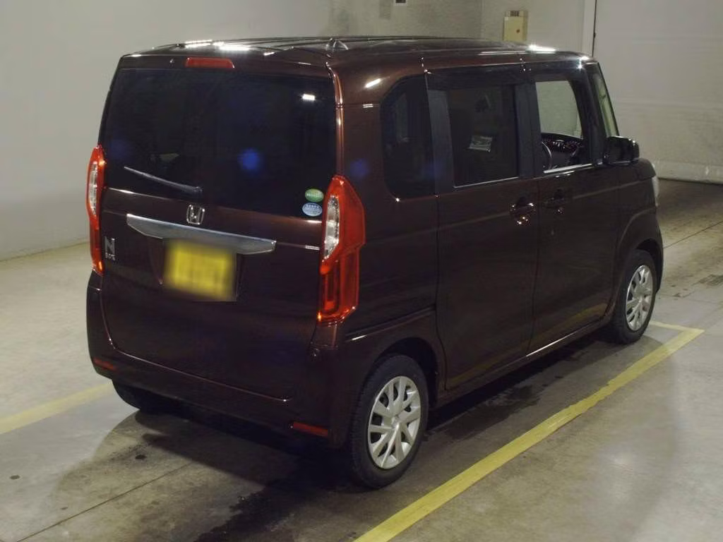 HONDA N-BOX