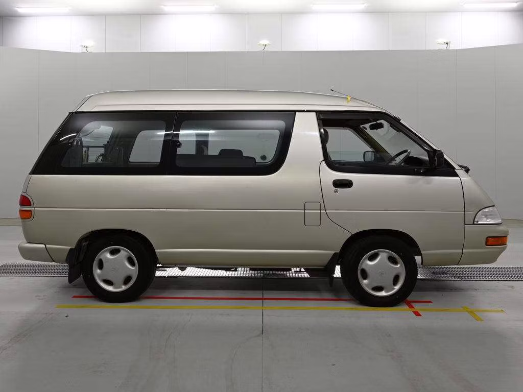 TOYOTA LITE ACE