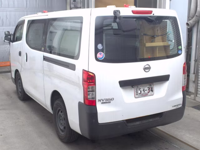 NISSAN NV350 CARAVAN