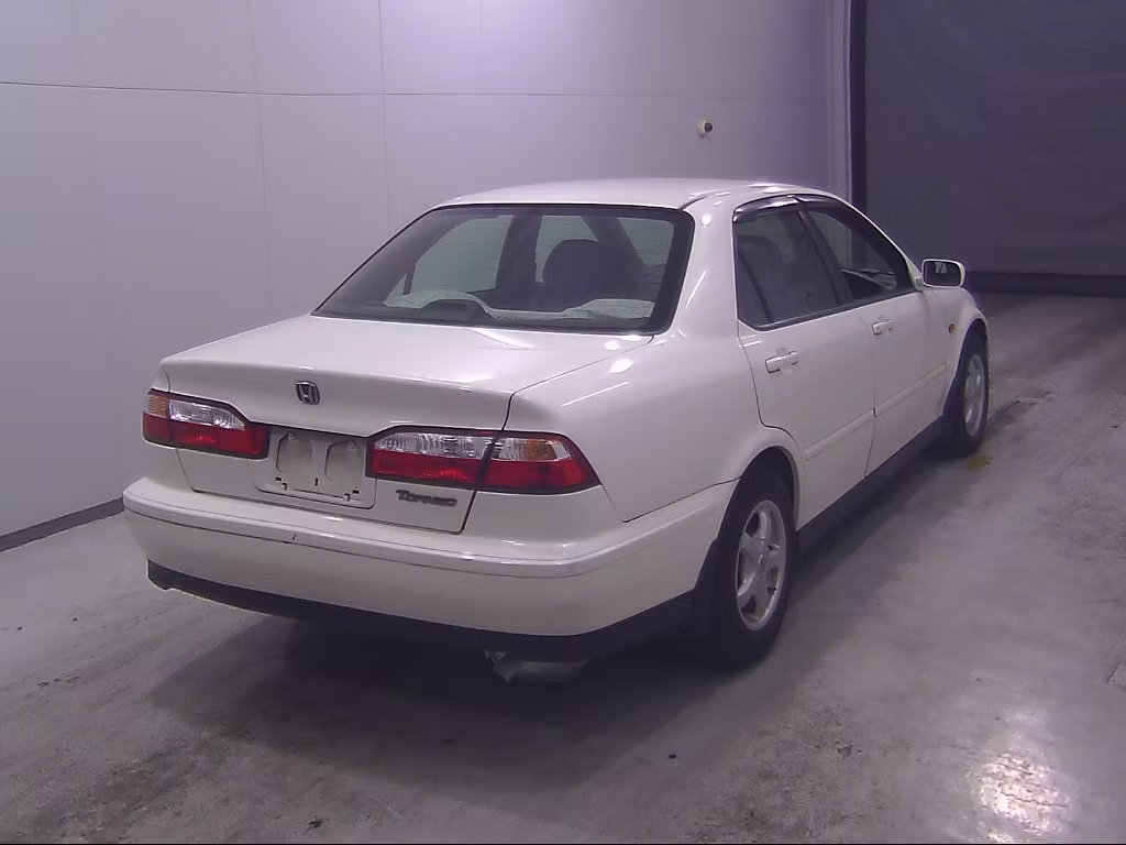 HONDA TORNEO