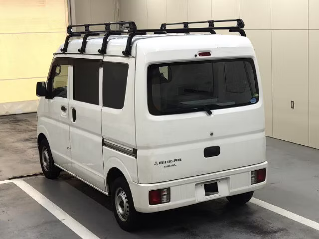 MITSUBISHI MINICAB