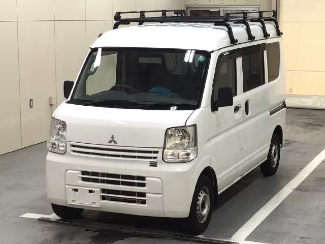 MITSUBISHI MINICAB