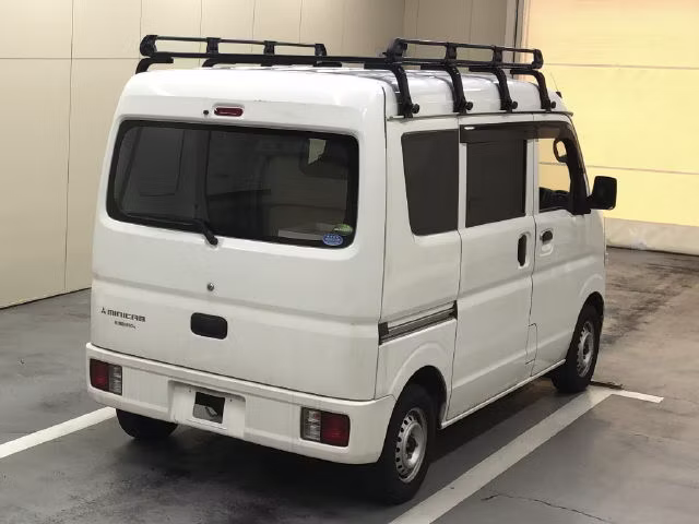 MITSUBISHI MINICAB