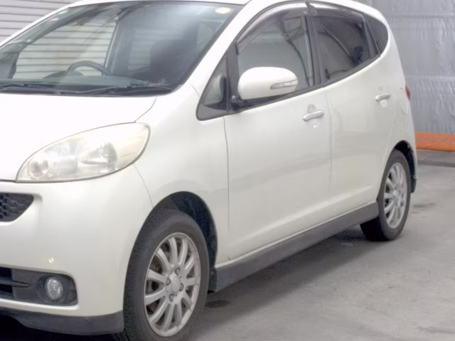 DAIHATSU SONICA