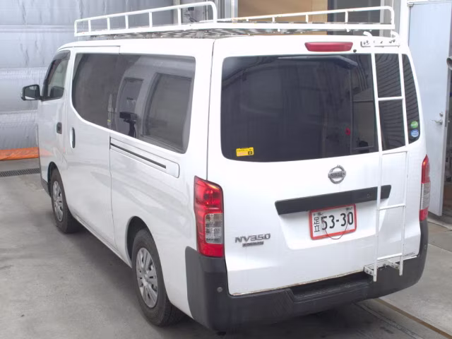 NISSAN NV350 CARAVAN