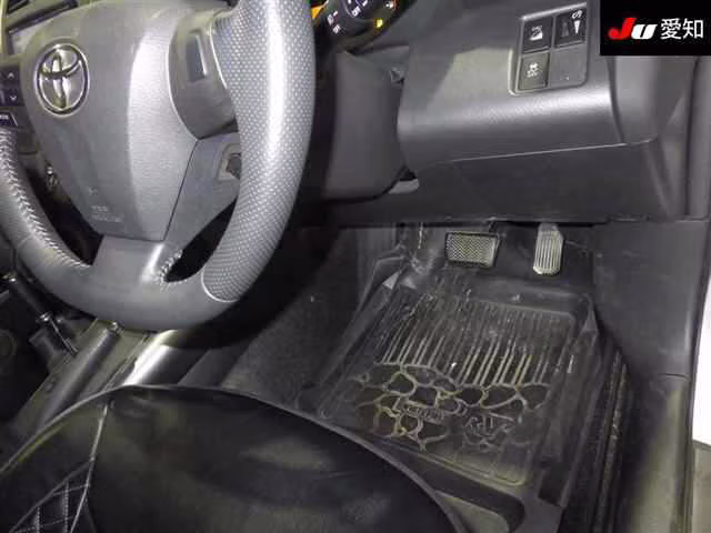 TOYOTA VANGUARD