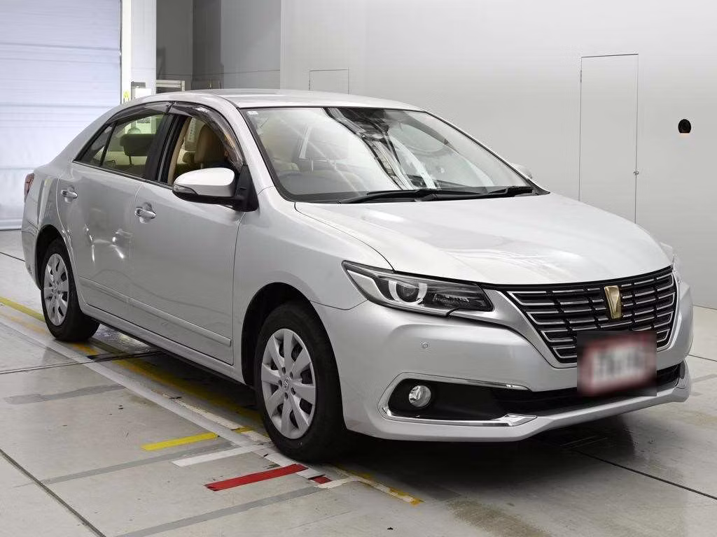 TOYOTA PREMIO