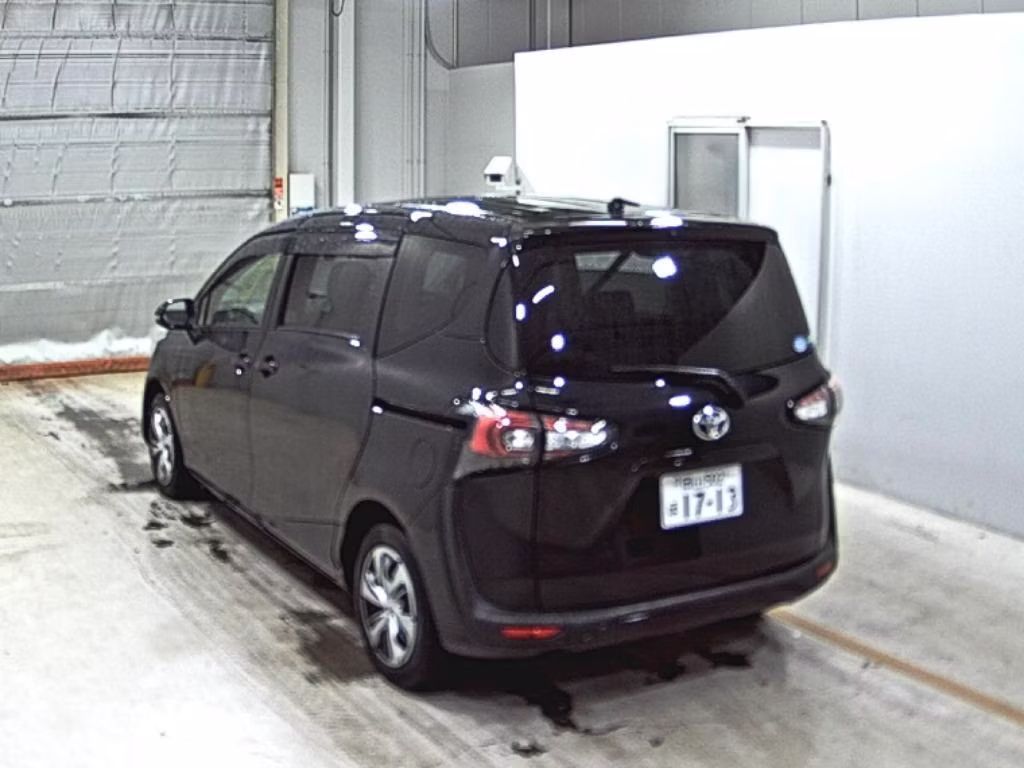 TOYOTA SIENTA