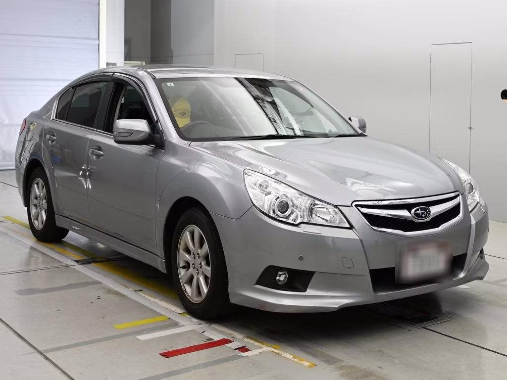 SUBARU LEGACY B4