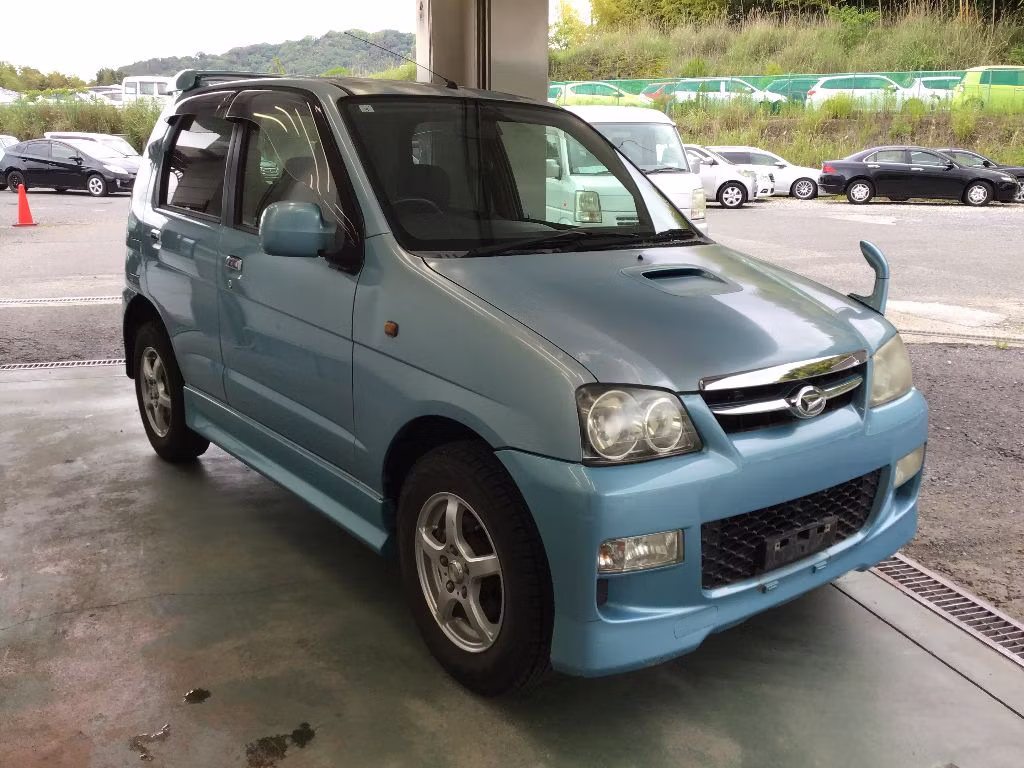 DAIHATSU TERIOS KID
