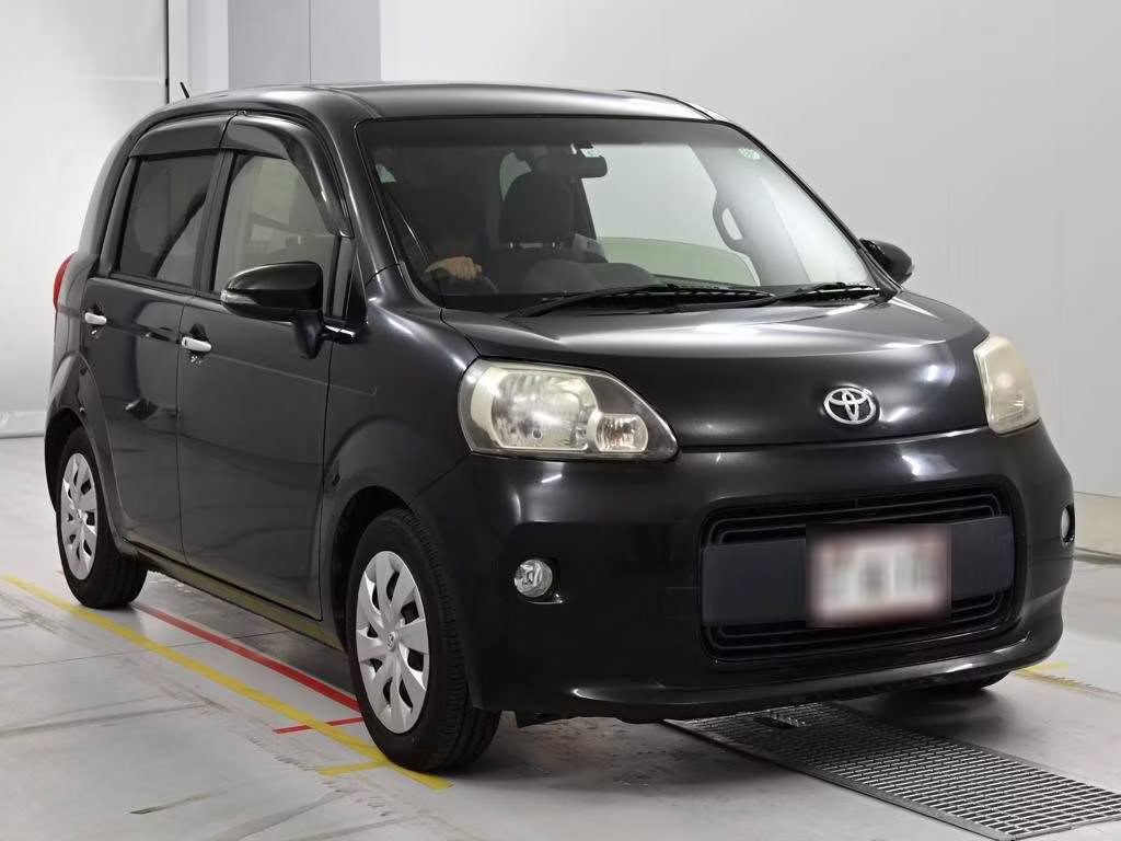 TOYOTA PORTE