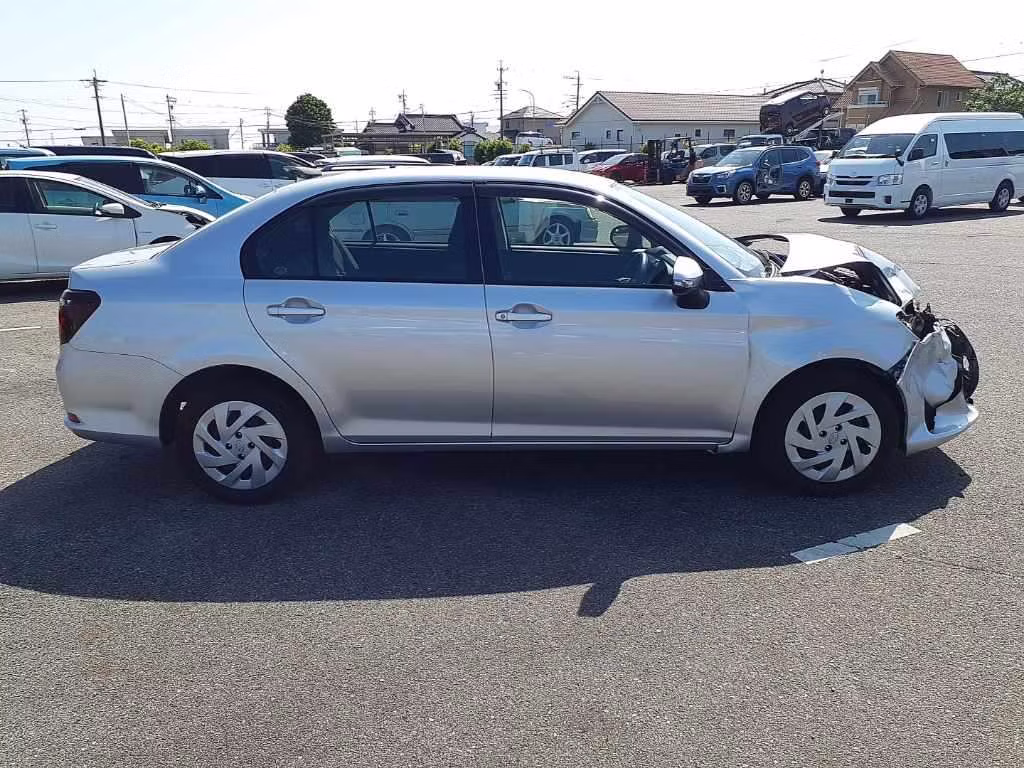 TOYOTA COROLLA AXIO