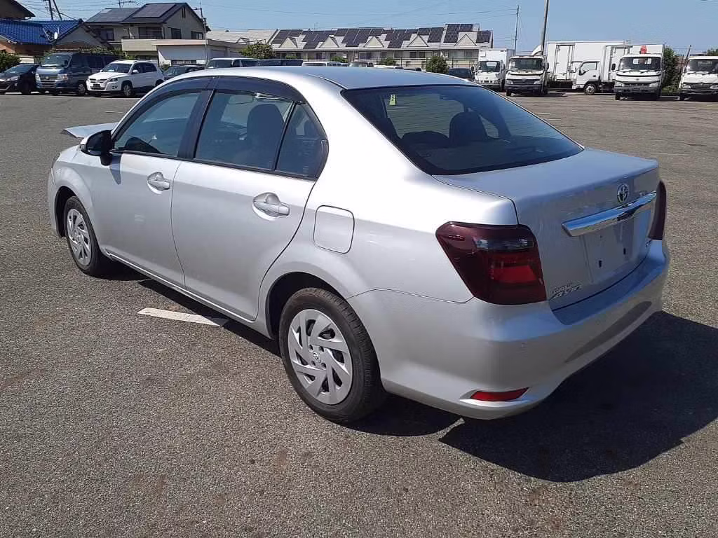 TOYOTA COROLLA AXIO