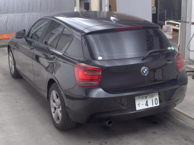 BMW 1-SERIES