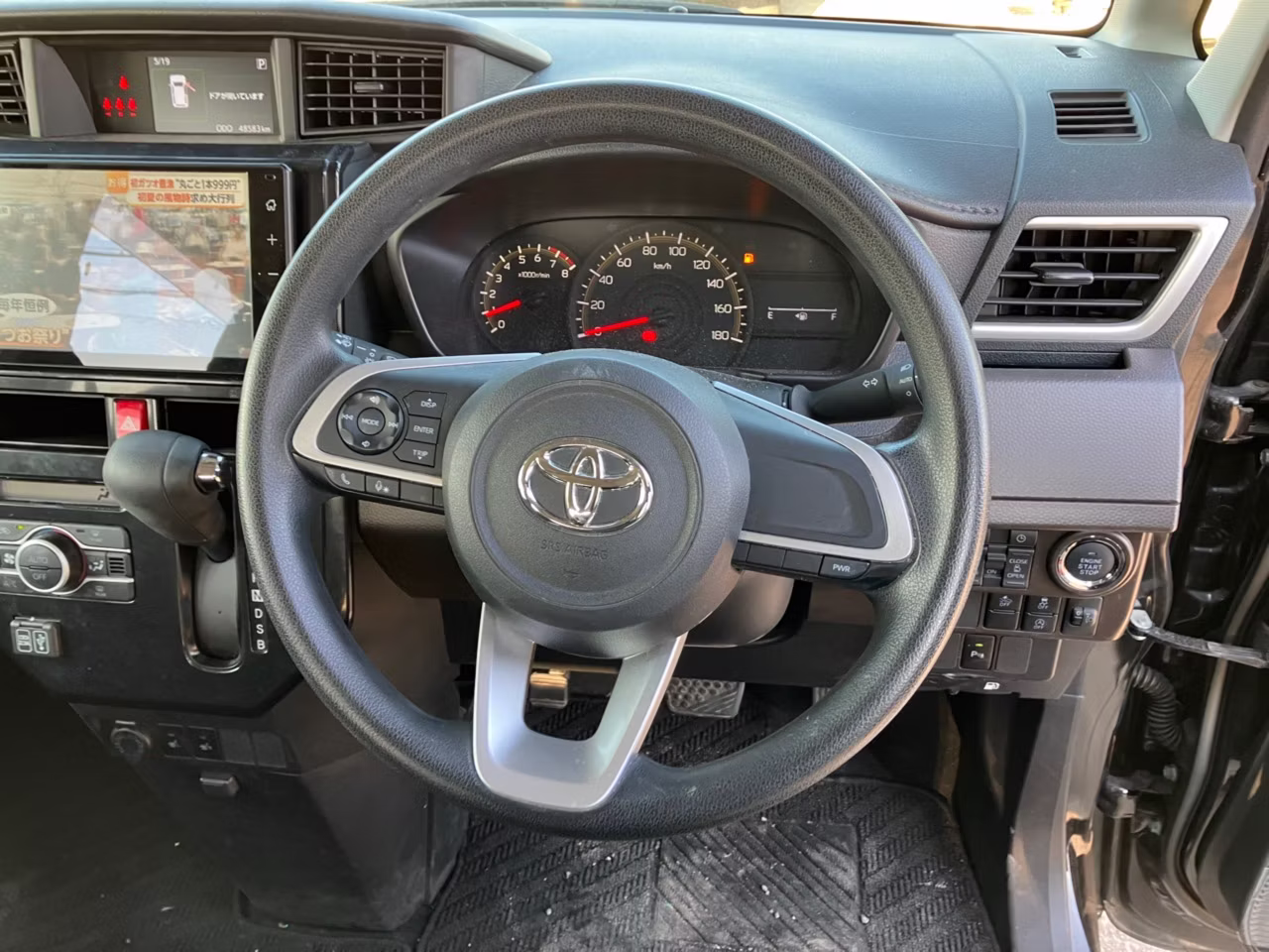 TOYOTA ROOMY