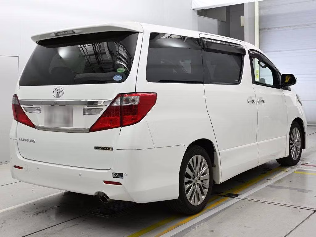 TOYOTA ALPHARD