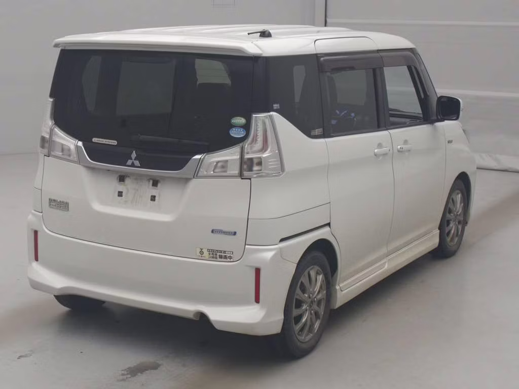 MITSUBISHI DELICA D:2