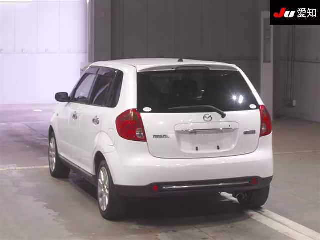 MAZDA VERISA