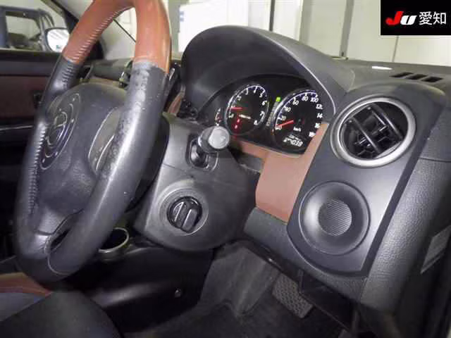 MAZDA VERISA