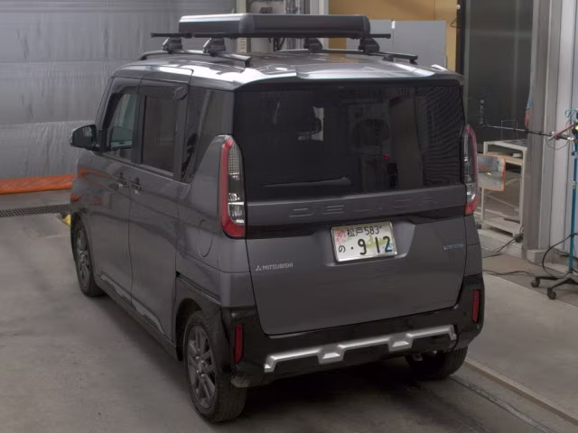 MITSUBISHI DELICA MINI