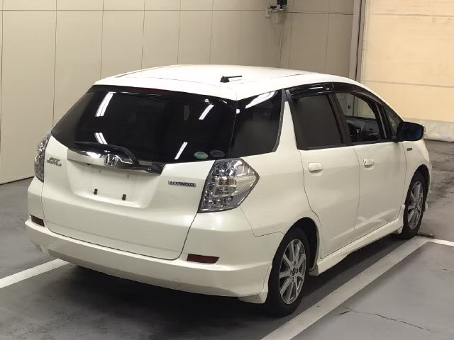 HONDA FIT SHUTTLE