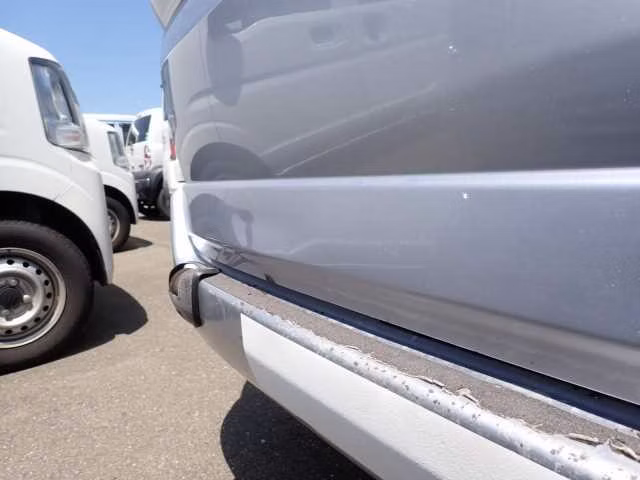 TOYOTA HIACE REGIUS