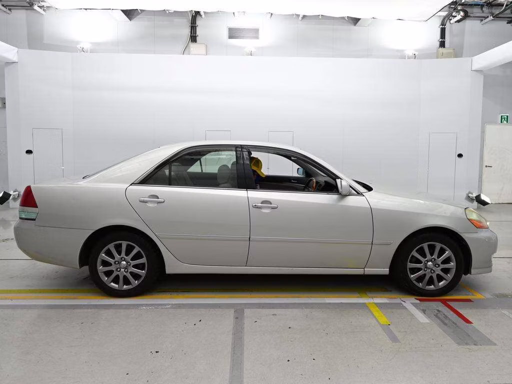 TOYOTA MARK II