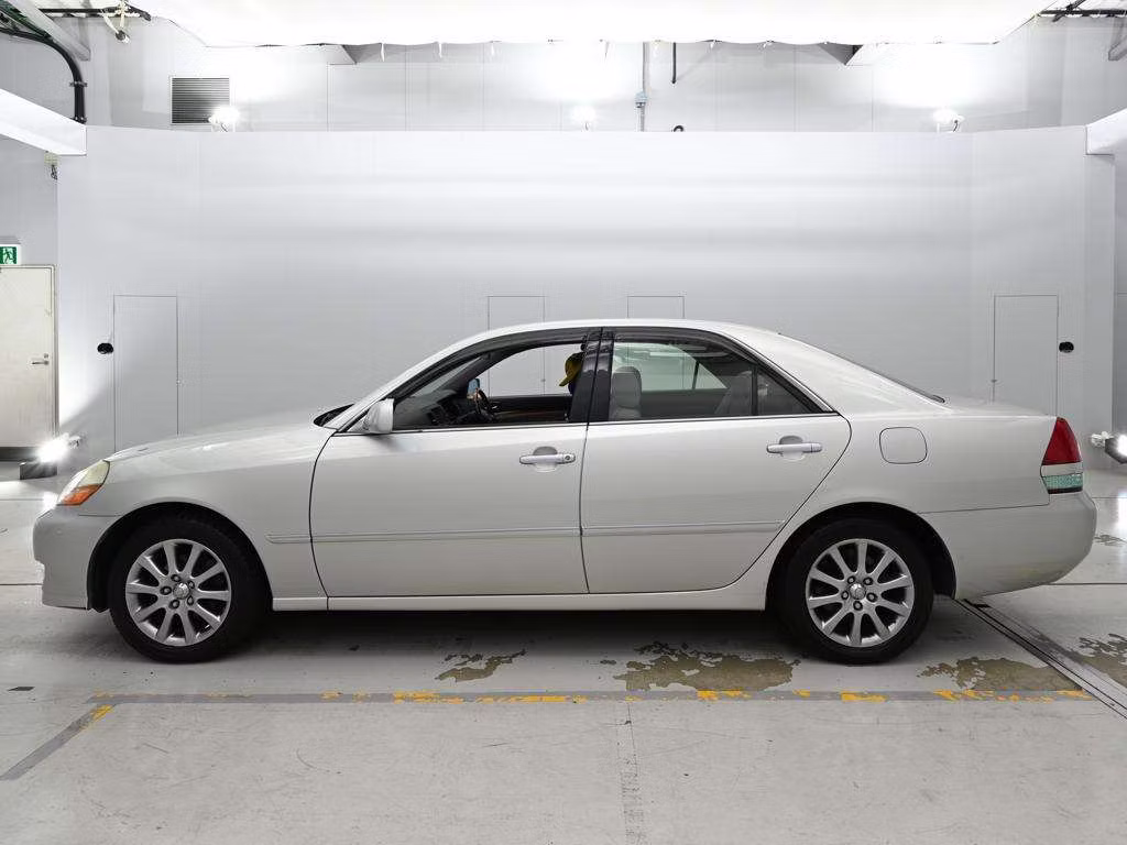 TOYOTA MARK II