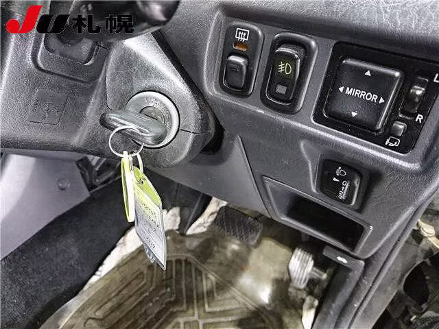 DAIHATSU TERIOS KID