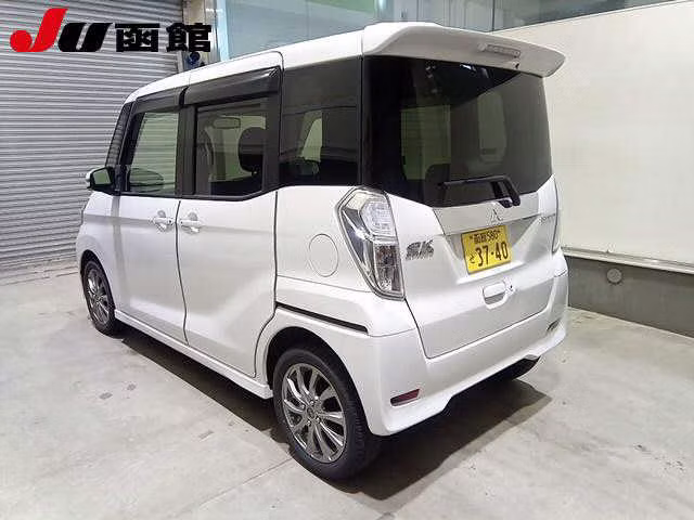 MITSUBISHI EK SPACE