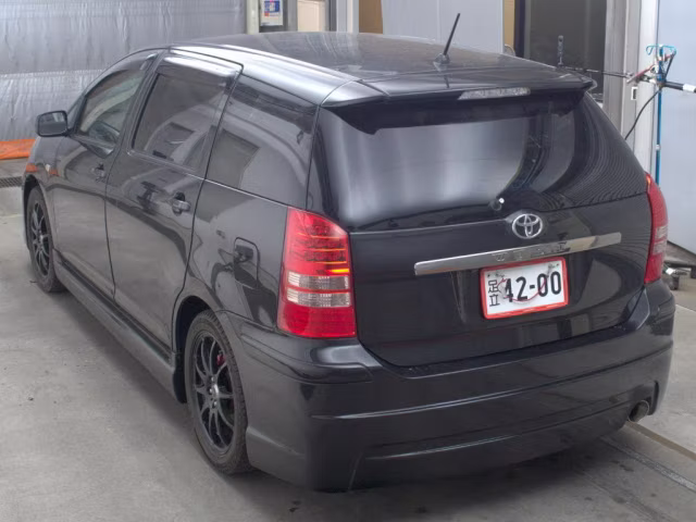 TOYOTA WISH