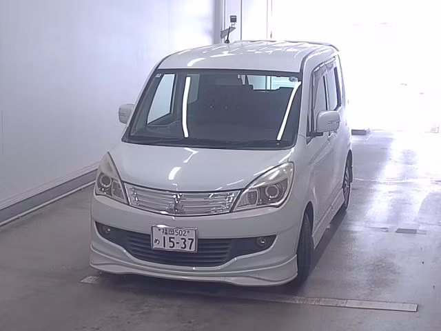 MITSUBISHI DELICA D:2