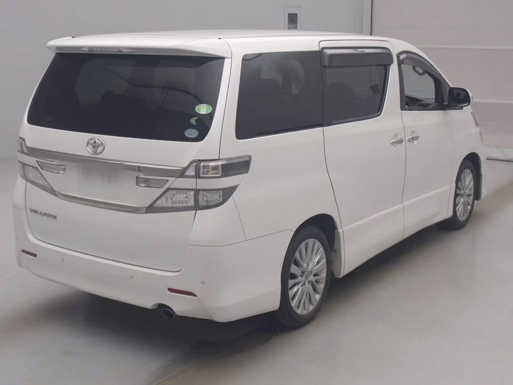TOYOTA VELLFIRE