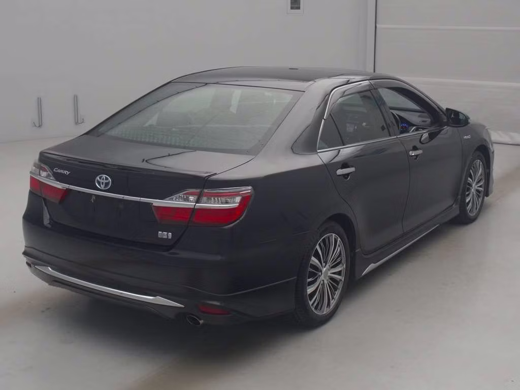 TOYOTA CAMRY
