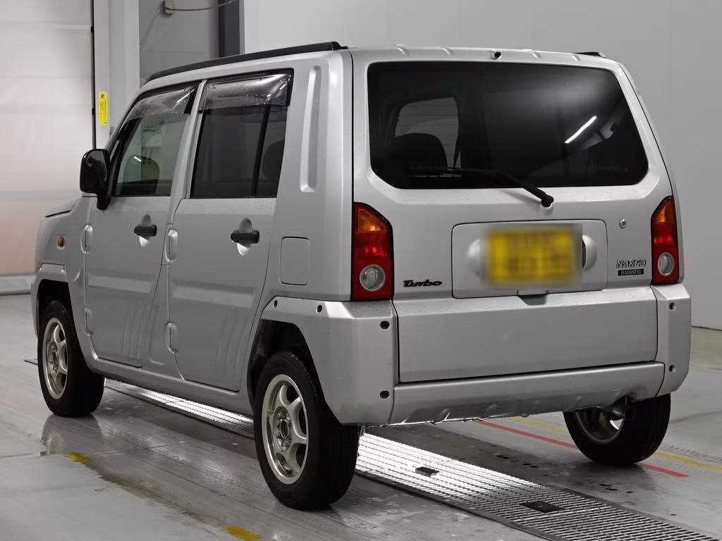 DAIHATSU NAKED