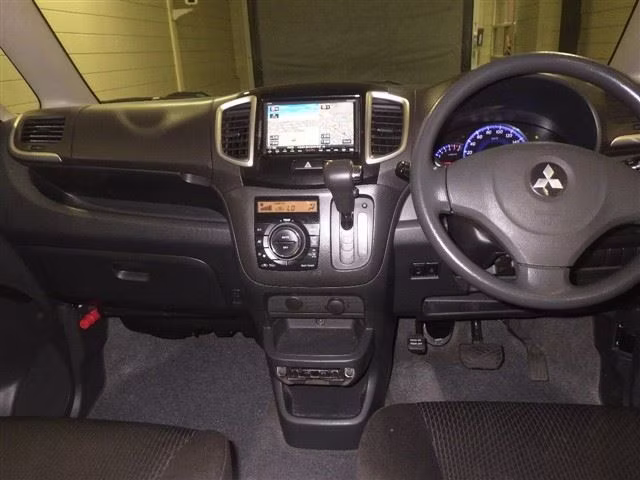 MITSUBISHI DELICA D:2