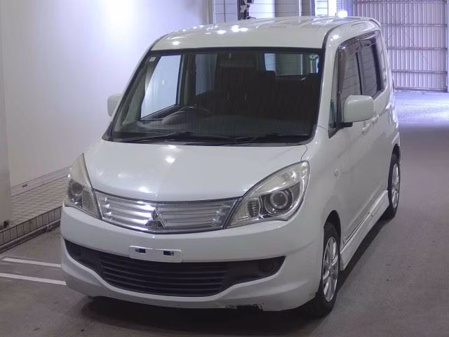 MITSUBISHI DELICA D:2