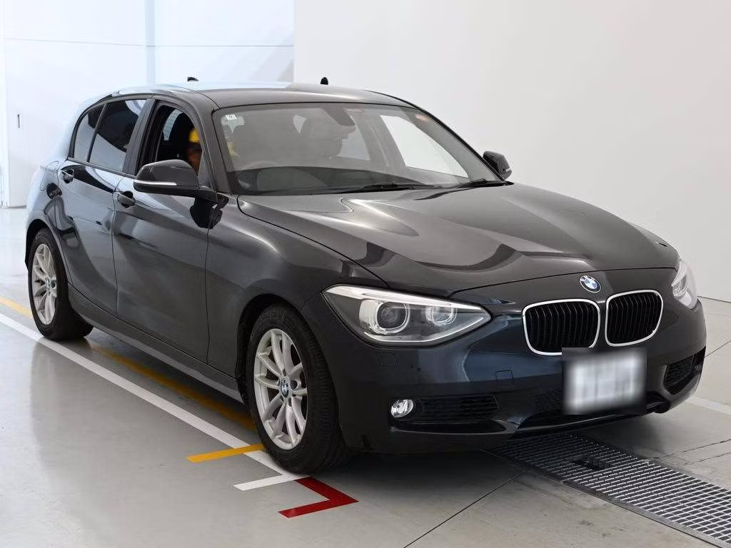 BMW 1-SERIES