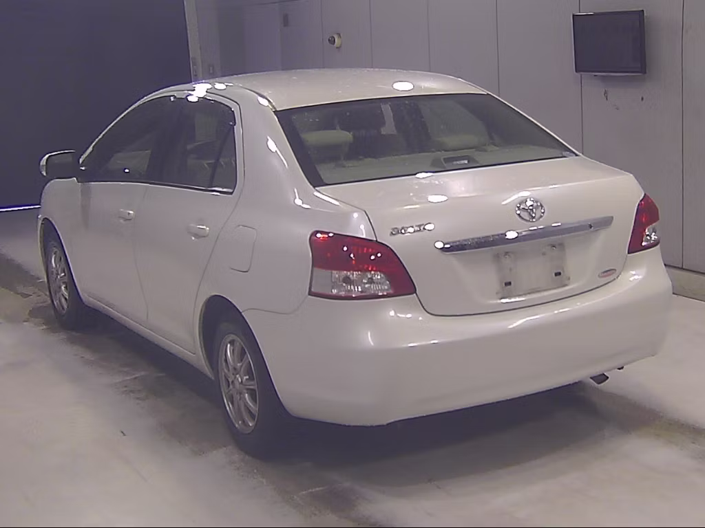TOYOTA BELTA