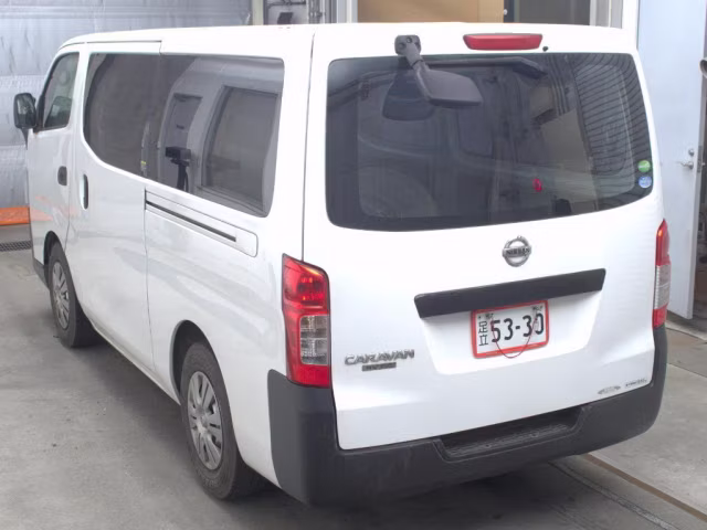 NISSAN NV350 CARAVAN