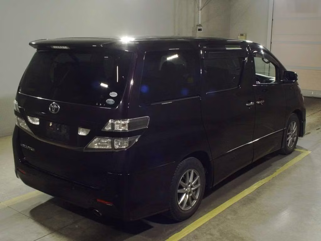 TOYOTA VELLFIRE