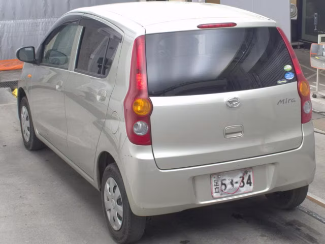 DAIHATSU MIRA