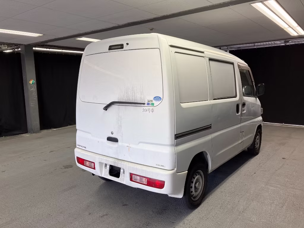 MITSUBISHI MINICAB