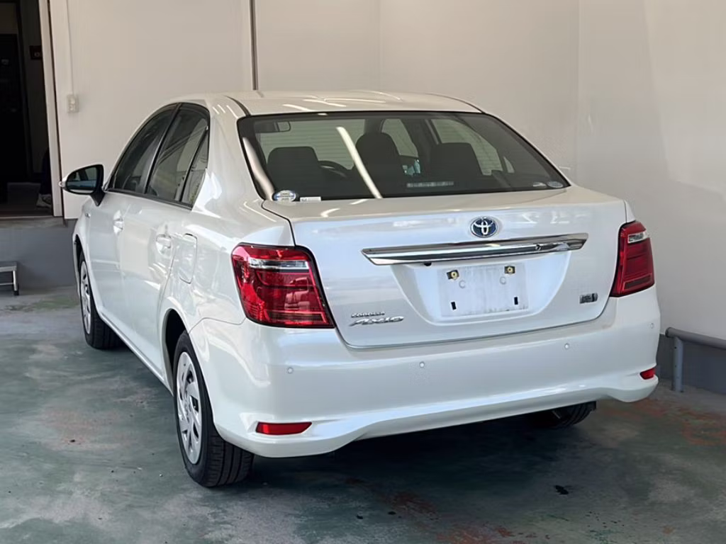 TOYOTA COROLLA AXIO