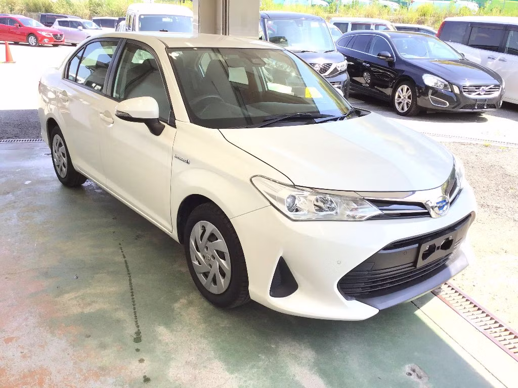 TOYOTA COROLLA AXIO