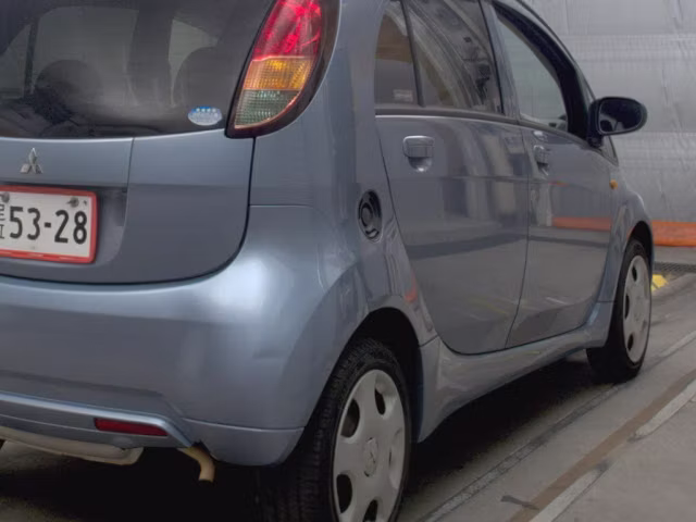 MITSUBISHI I