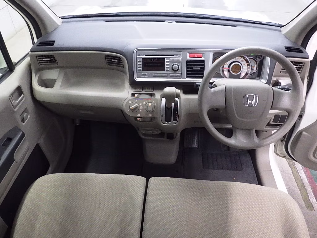 HONDA LIFE