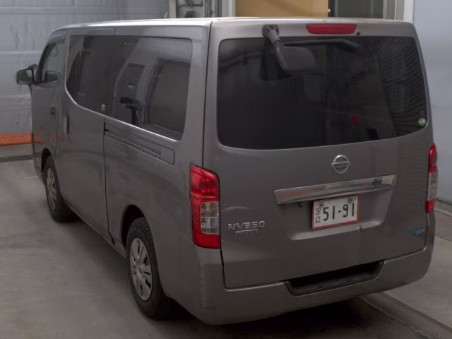 NISSAN NV350 CARAVAN