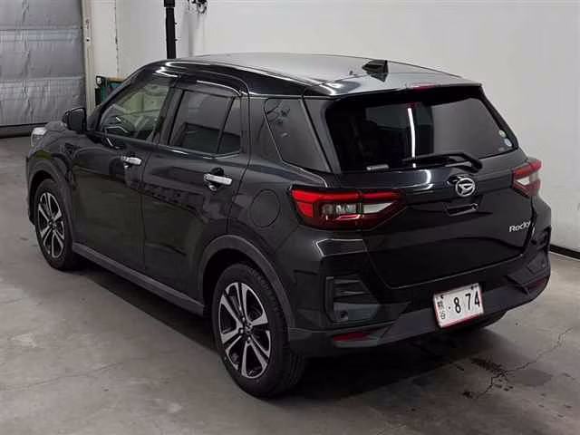DAIHATSU ROCKY