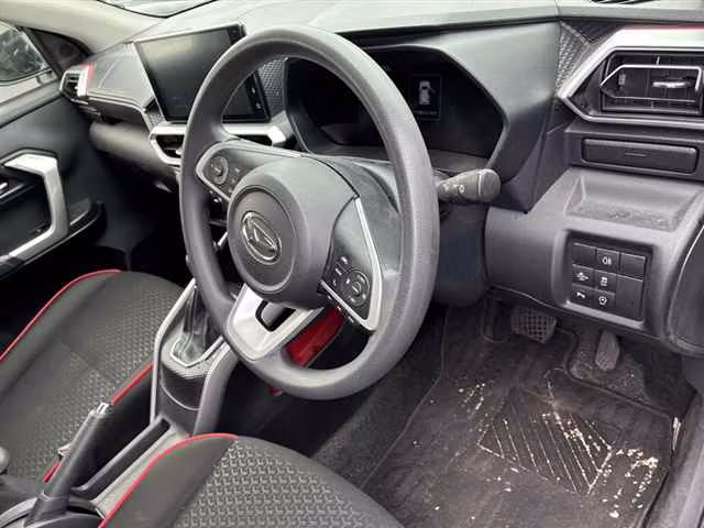 DAIHATSU ROCKY